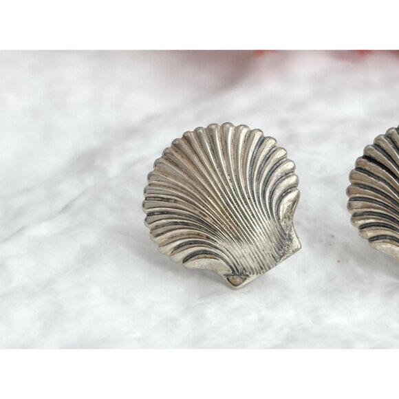 Seashell Carved Vintage Scalloped Screw Back Sterling Silver 925 Stud Earrings - Picture 2 of 12